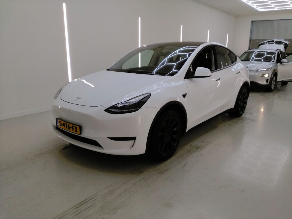 Tesla Model Y Model Y Standard RWD Plus 89.4% SoH [ TREKHAAK+AMD RYZEN+FSD+20 INCH+PREMIUM AUDIO