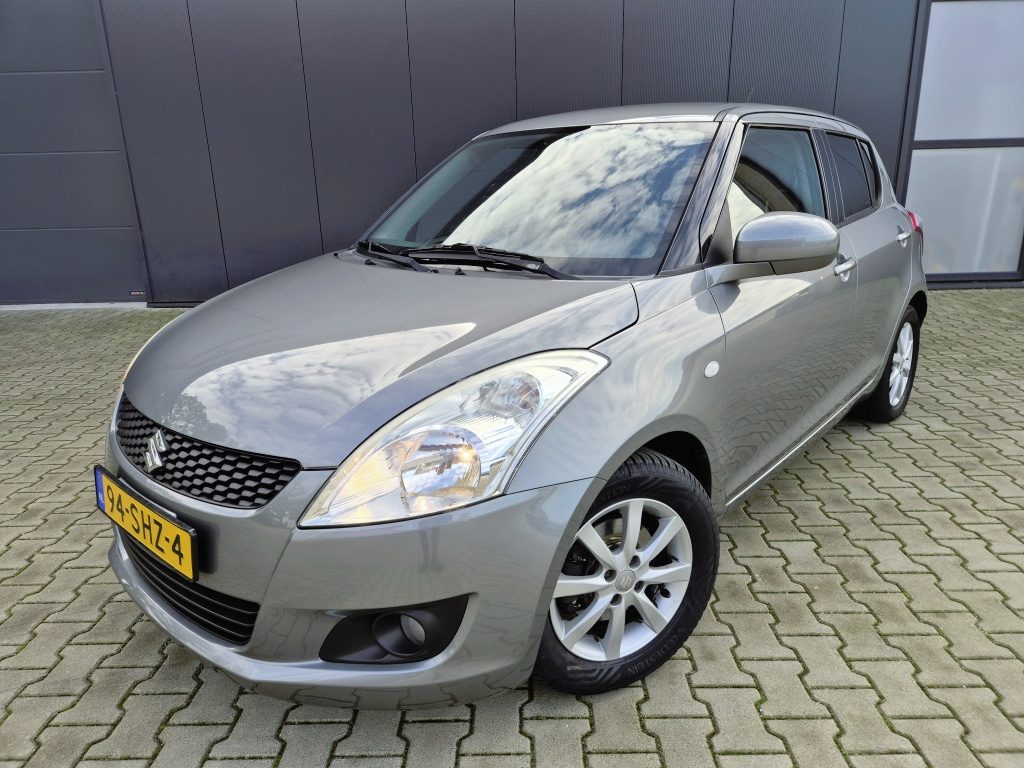 Suzuki Swift 1.2 Exclusive EASSS |Cruise control|Climate control|Stoelverwarming|LM Velgen|