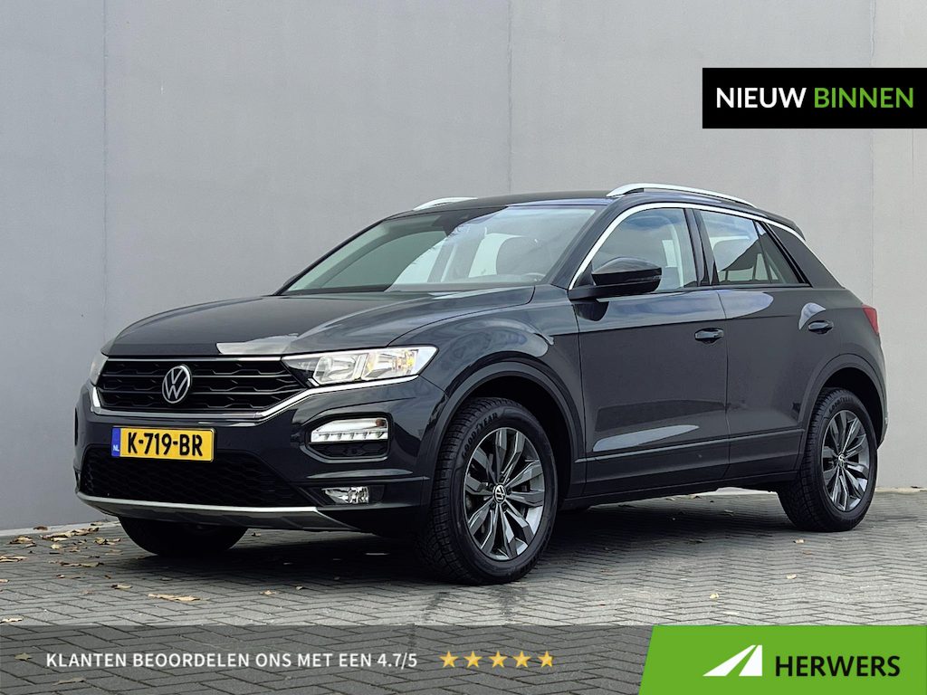 Volkswagen T-Roc 1.5 TSI Style Business / 1.500 kg trekgewicht / Elektrische klep / Adaptieve CC / Airco / Navigatie / Apple Carplay Android / 17" LM wielen /