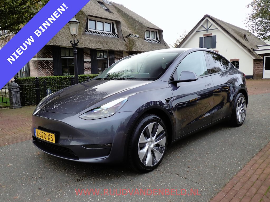 Tesla Model Y Long Range AWD 75 kWh SOH 88% / AUTOPILOT / WARMTEPOMP