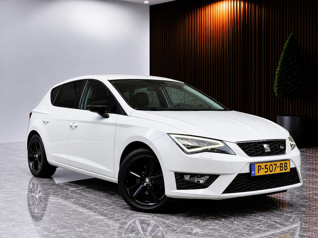 SEAT Leon 1.4 EcoTSI FR 150PK (CRUISE CONTROL, STOELVERWARMING, PARKEERSENSOREN, LED, HALF LEDER, GOED ONDH, ETC!)