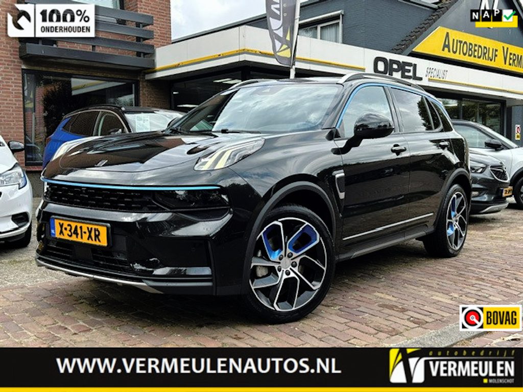 Lynk & Co 01 1.5 261PK Plug-in Hybrid Automaat + 20''/ Navi/ Clima/ Ad.Cruise/ Panorama/ Camera/ Full-LED/ Infinity-Sound/ NL auto