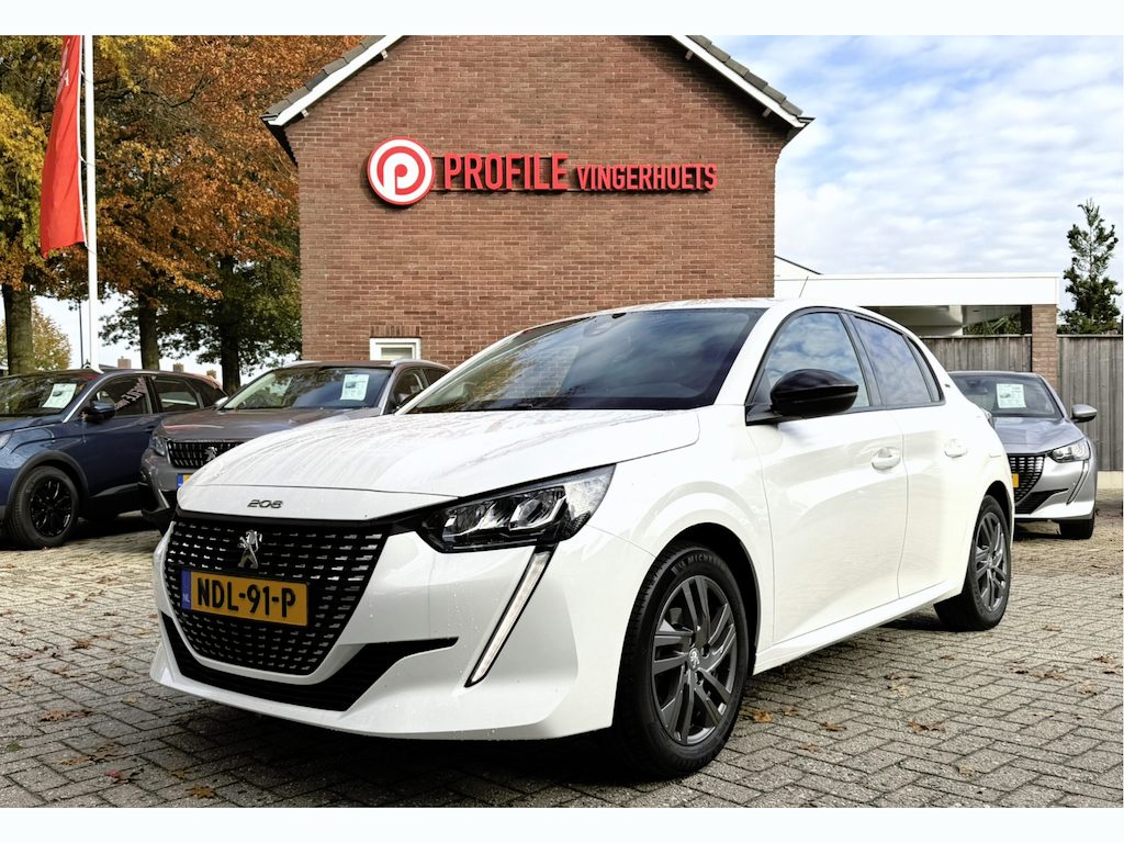Peugeot 208 Benzine 75 Pk 5-Deurs * Luxe * Style Edition * * Navigatie * Airco * Cruise Control * L.M. Velgen * Parkeersensoren * Verkeersbordherkenning * Vingerhoets; Vierde Generatie Eersteklas Service. Al meer dan 100 jaar een begrip in de Brabantse Kempen