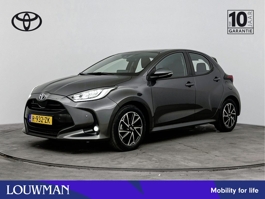 Toyota Yaris 1.5 Hybrid Dynamic | Dealer onderhouden | Parkeersensoren voor+achter | Climate Control | Cruise Control Adaptive | Apple CarPlay/Android Auto |