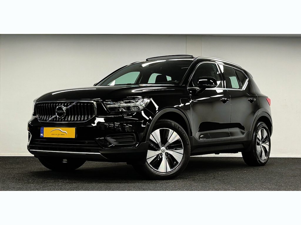 Volvo XC40 1.5 T4 Recharge Inscription 211PK*Panodak*Trekhaak*Camera*Navi*Carplay