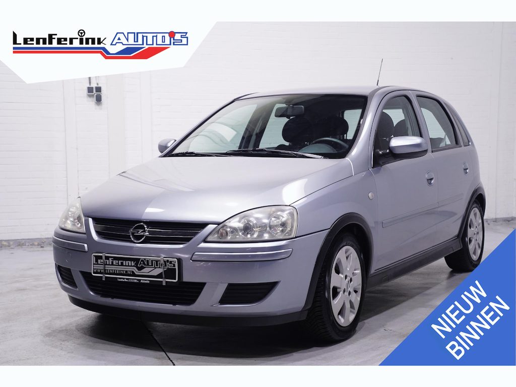 Opel Corsa 1.2-16V Essentia Clima Radio 15"LMV Elek. Centr. Deurvergrendeling APK 28-01-2027