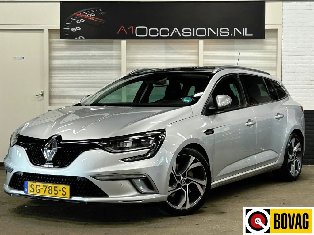 Renault Megane Estate 1.6 TCe GT + PANO + STOELVERWARMING + BOSE