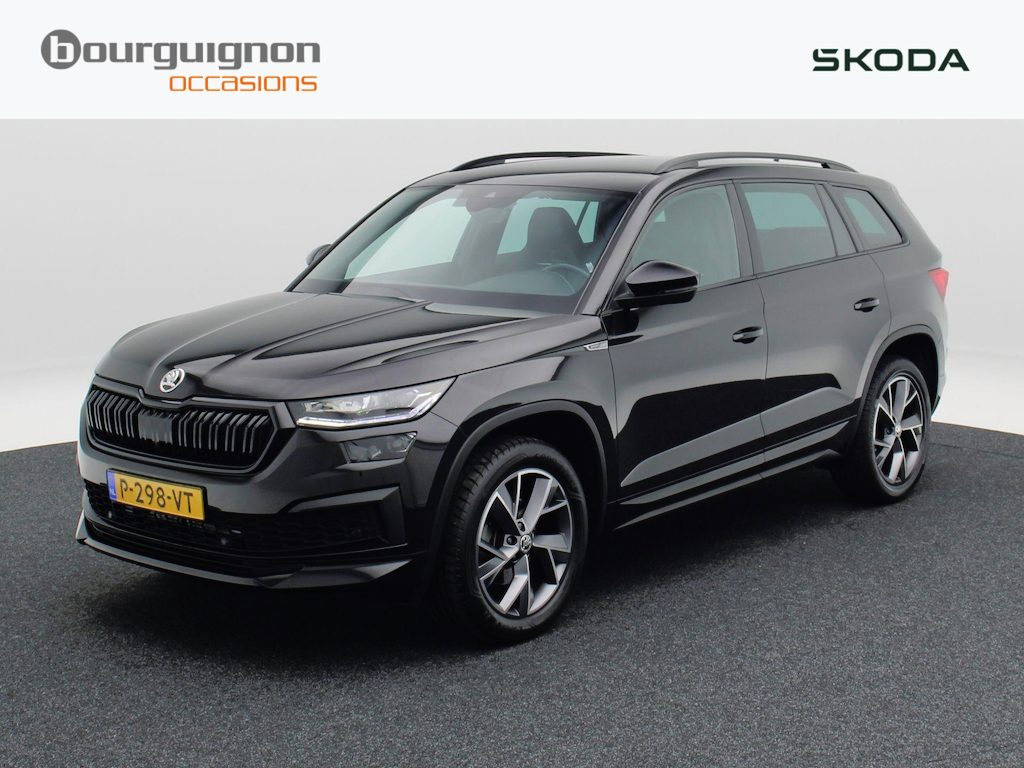 Skoda Kodiaq 1.5 TSi 150 Pk Automaat Sportline Business | Stoel/Stuurverwarming | Trekhaak | Leer | Camera | Virtual Cockpit | 19 Inch | 100.654 Km !!