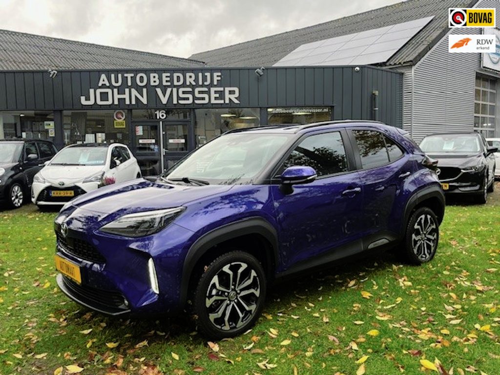 Toyota Yaris Cross 1.5 Hybrid Dynamic * cruise * full navi * multimedia & BT telefoonverbinding * koningsblauw * super zuinig *