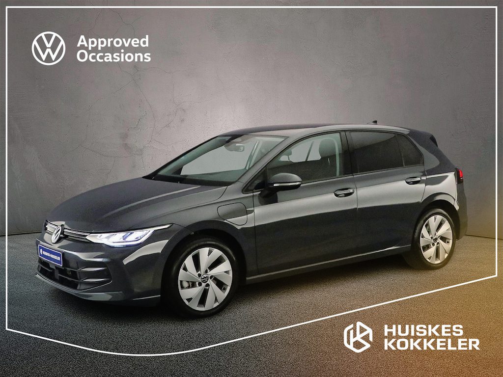 Volkswagen Golf Life Edition 1.5 TSI eHybrid 204pk DSG Automaat Adaptive cruise control, Achteruitrijcamera, Navigatie, LED koplampen, App connect, Parkeersensoren