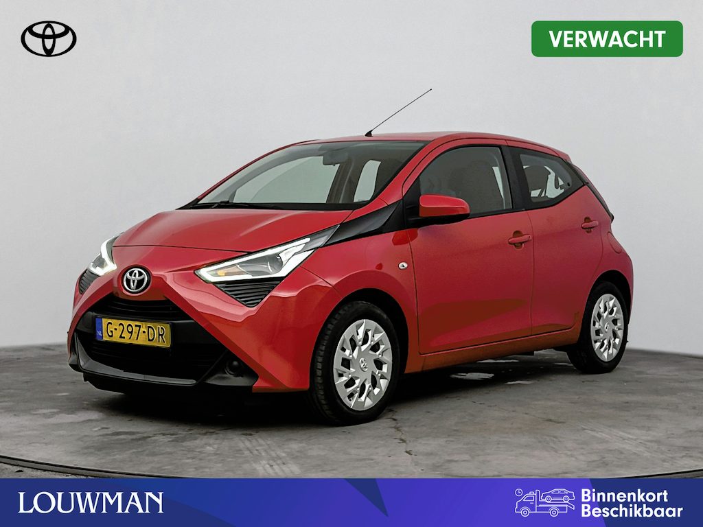 Toyota Aygo 1.0 VVT-i x-play | NL Auto | Airco | Achteruitrijcamera |