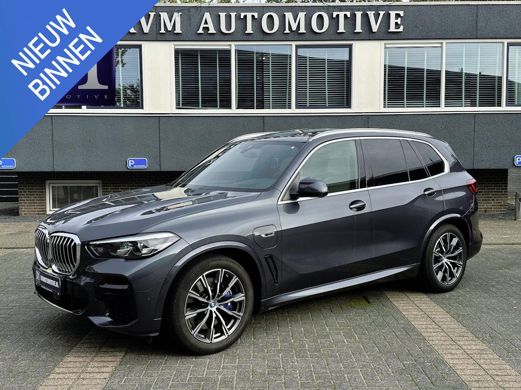 BMW X5 xDrive 45e M Sport SOH 100% | PANORAMADAK | ADAPTIVE M ONDERSTEL | HEAD-UP | LUCHTVERING | MEMORY COMFORT STOELEN |