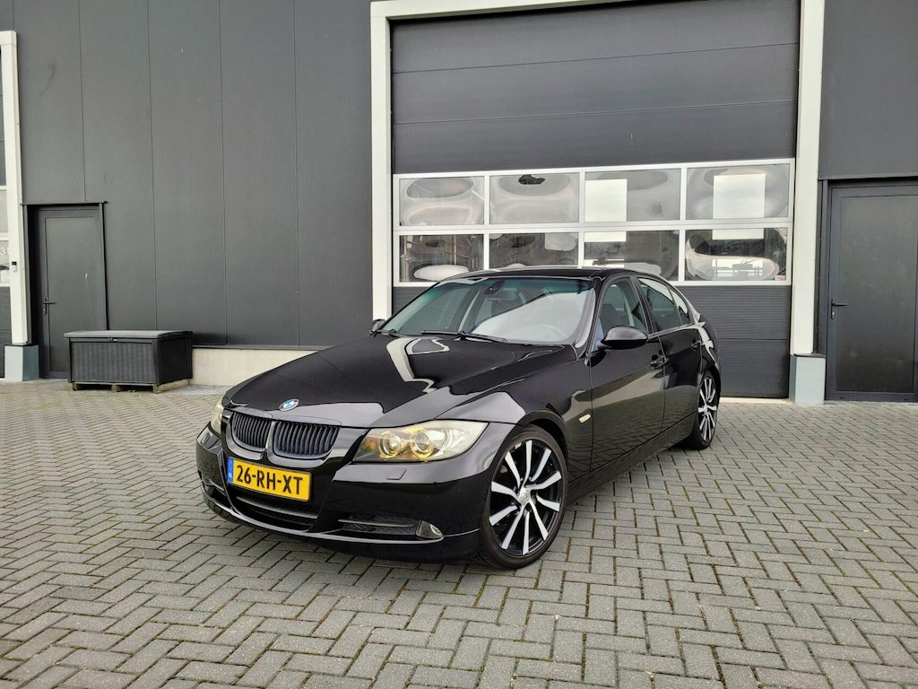 BMW 2.5 / 2.8 / 3.0 3-serie 325i N52 Executive | Handgeschakeld | Xenon