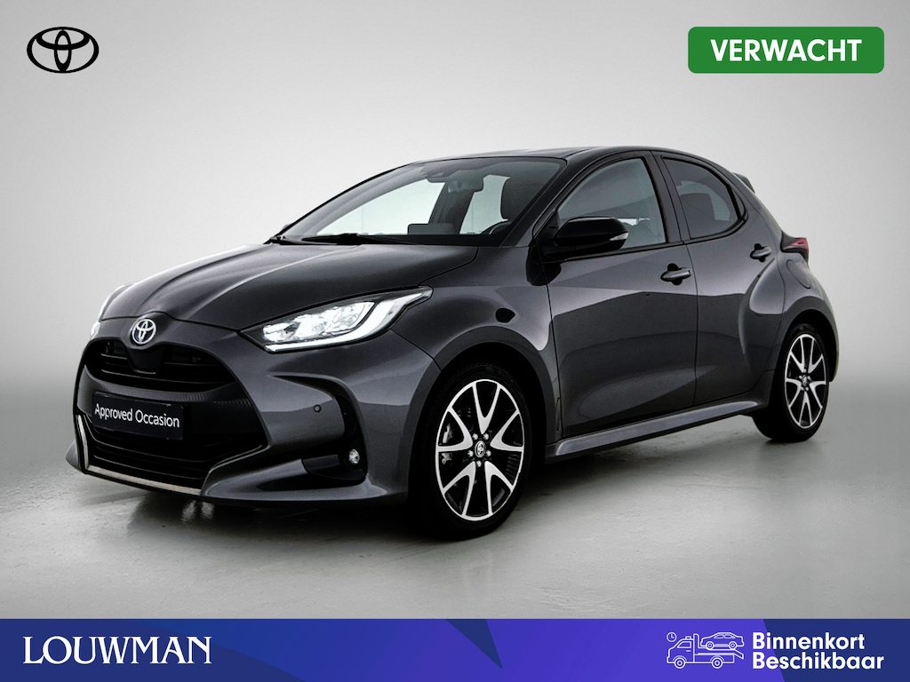 Toyota Yaris 1.5 Hybrid Executive + | BTW voertuig | JBL | Head-Up | Dodehoek detectie | Stoel+stuurverwarming | Parkeersensoren voor+achter | Navigatie | Apple CarPlay/Android Auto |