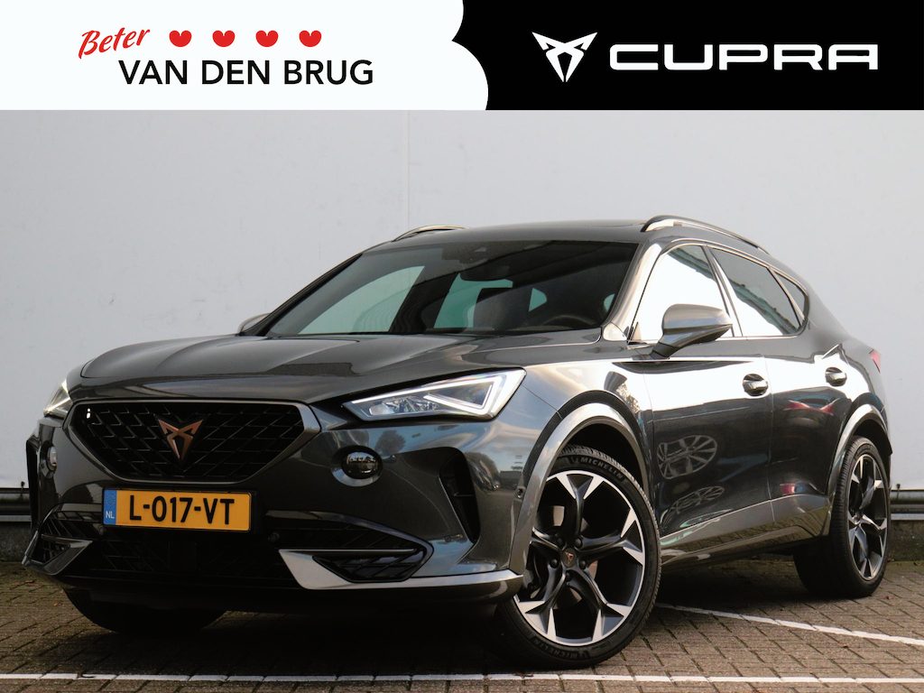 CUPRA Formentor 1.5 TSI | Panoramadak | Trekhaak | Sfeerverlichting | Keyless | Camera | Stoelverwarming | Elektrische achterklep!