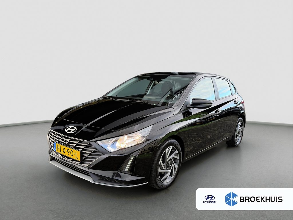 Hyundai i20 1.2 MPI 85pk Comfort | Carplay | Camera | Navigatie |16-inch Velgen | Cruise control | DAB | Bluetooth | Parkeersensoren | BLIS | Airco | Middenarmsteun
