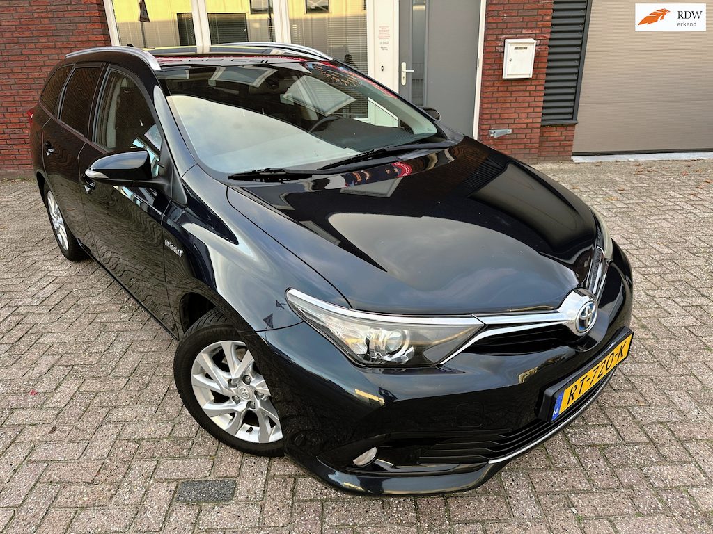 Toyota Auris Touring Sports 1.8 Hybrid Executive / Navi / Camera / PDC / DAB / AUT / NAP