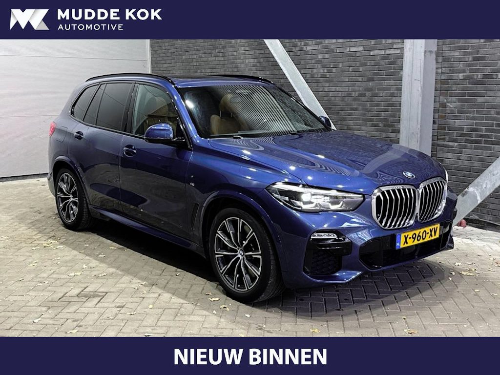 BMW X5 xDrive40i High Executive | 7-persoons | Luchtvering | Trekhaak | Panoramadak