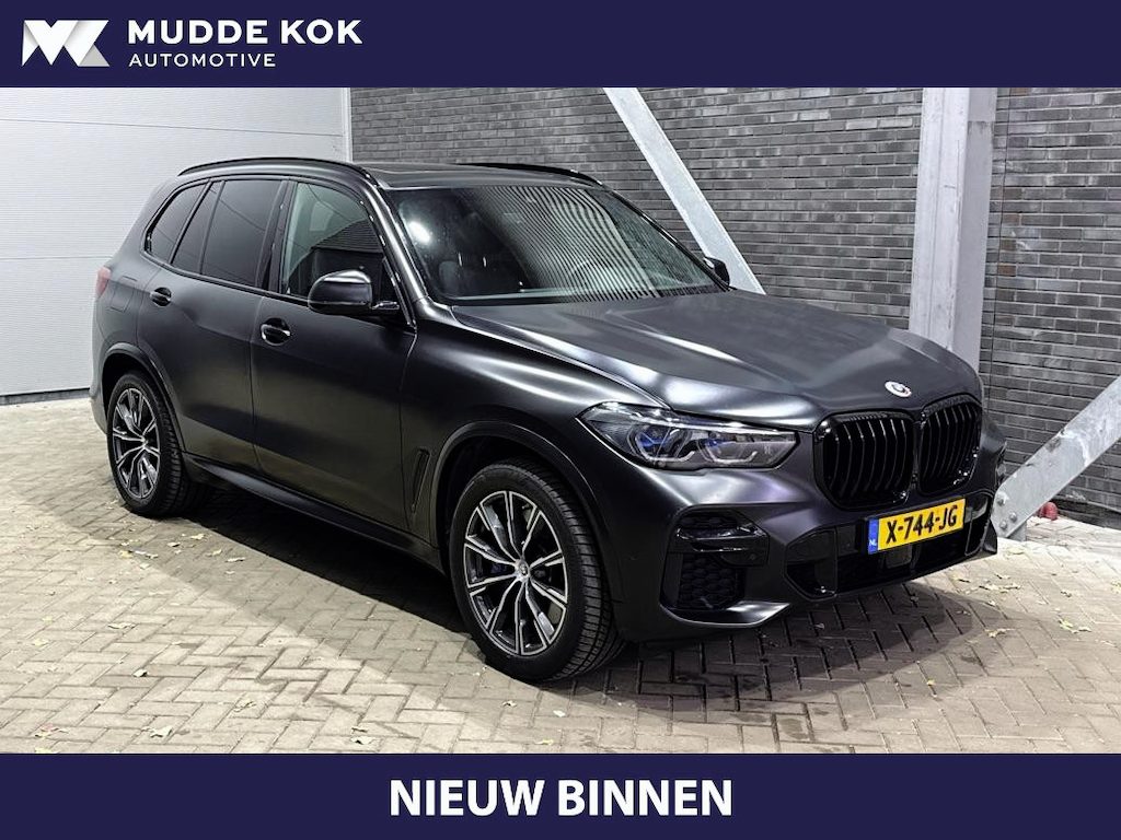BMW X5 xDrive45e High Executive | SATIN | Panoramadak | Luchtvering | Trekhaak | Camera | Head-Up