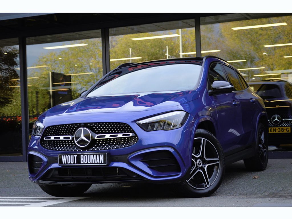 Mercedes-Benz GLA 250 e AMG Led Panorama Distronic Camera Keyless Augmented Pdc