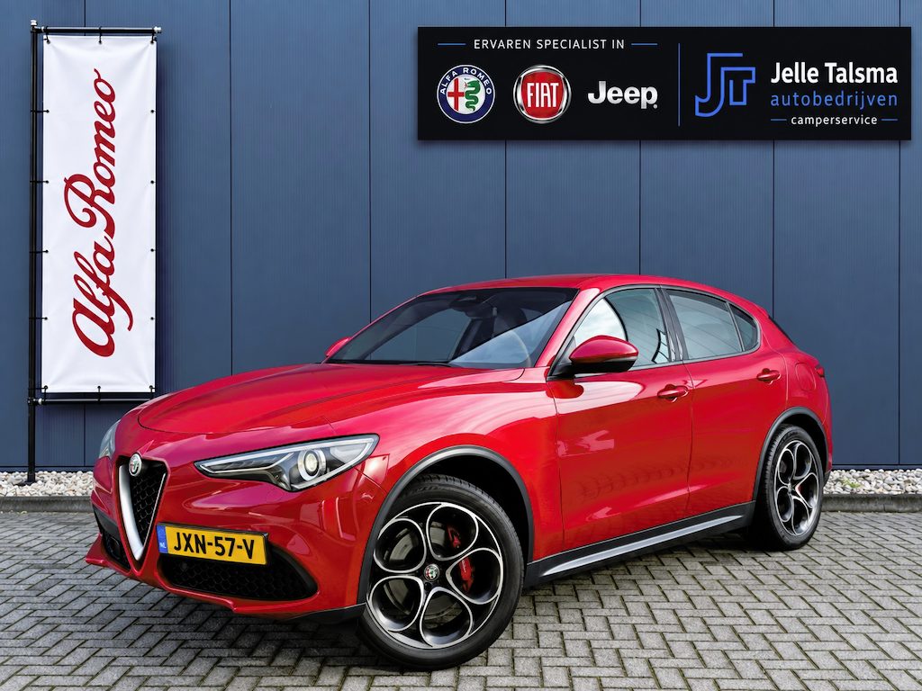 Alfa Romeo Stelvio 2.0 T AWD Ti | Stoel/Stuurverwarming | 20" Velgen | Camera