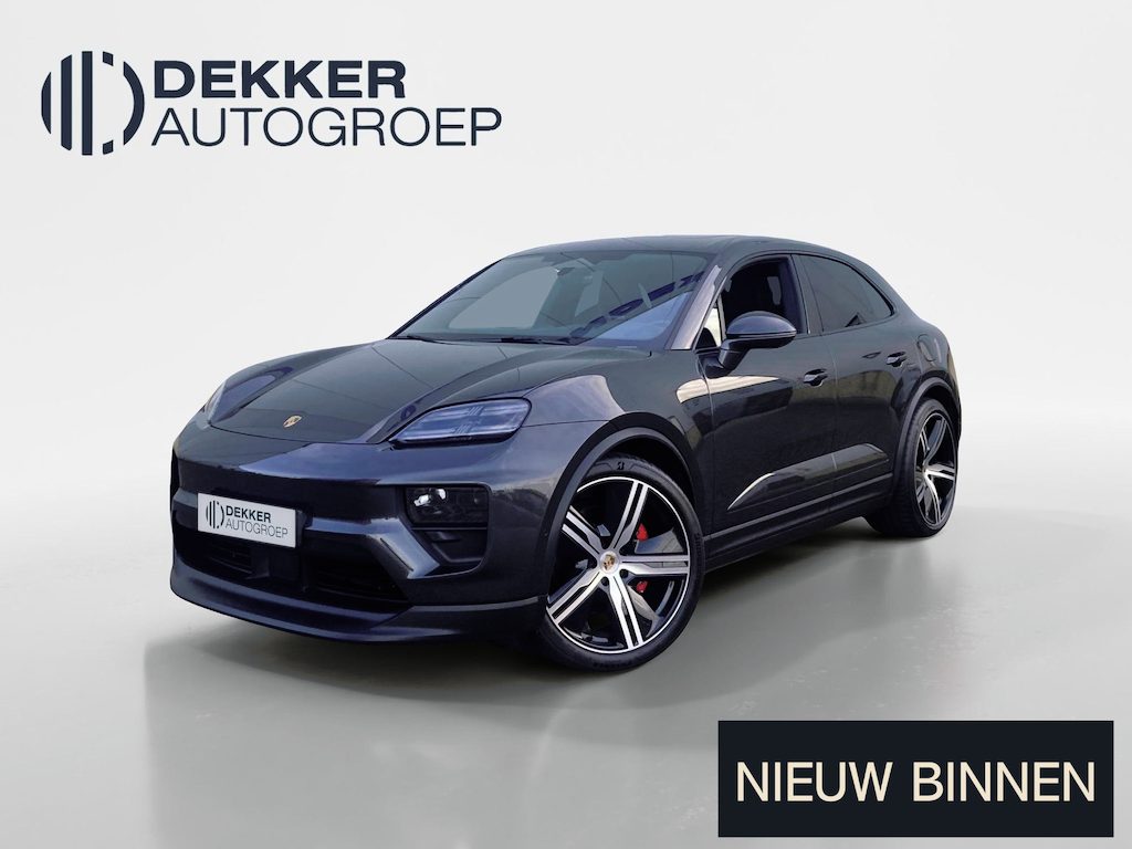 Porsche Macan 4S Elektrisch - Sport Chrono - BOSE Audio - Panoramadak - Headup Display - 22inch LM velgen