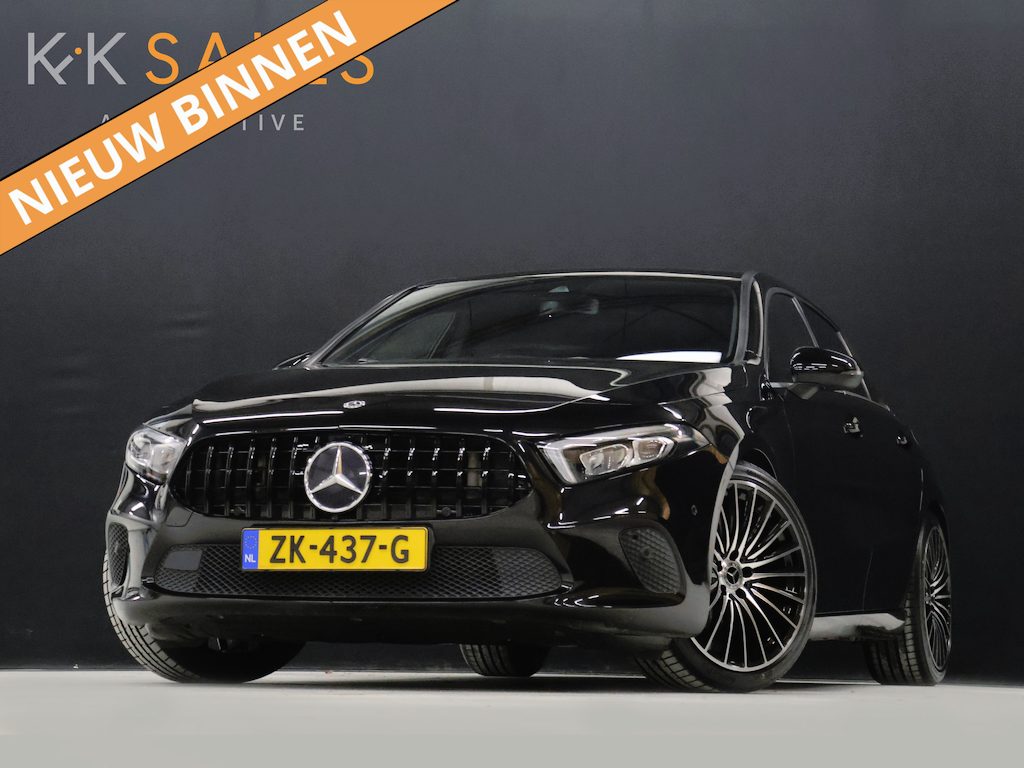Mercedes-Benz A-klasse 160 Sport [APPLE CARPLAY, AMG, ANDROID, STOELVERWARMING, CRUISE CONTROL, CAMERA, PDC V+A, DIGITAL DASH, STUURWIEL MULTIFUNTIONEEL, CLIMATE CONTROL, START STOP, STUUR LEDER, NIEUWSTAAT]