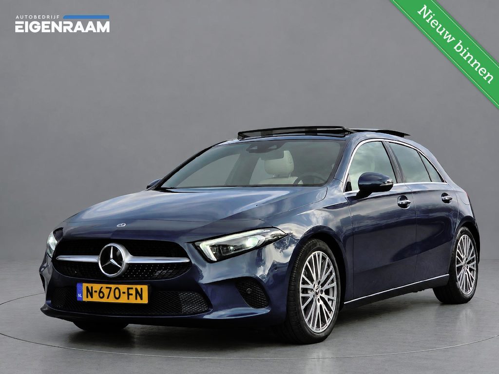 Mercedes-Benz A-klasse 200 | Pano | Multibeam | Leder | Elektrisch verstelbare stoelen | Camera | Sfeerverlichting | Rijklaarprijs