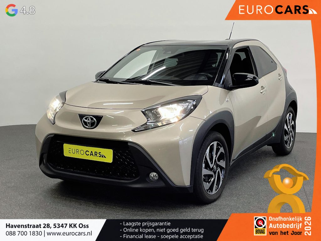 Toyota Aygo X 1.0 VVT-i Automaat Pulse Navigatie Apple Carplay/Android Auto Camera 17" Lichtmetalen Velgen Climate Control Adaptive Cruise Control Two Tone