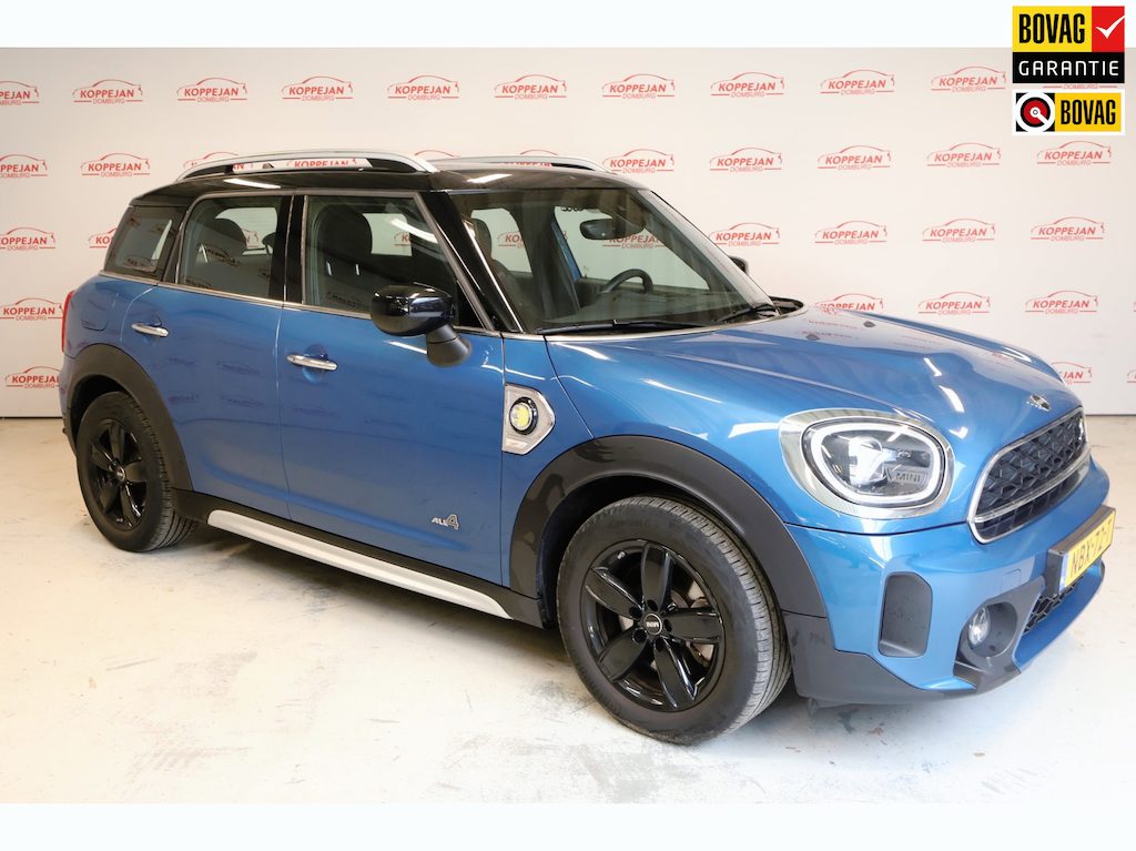 MINI Countryman 1.5 Cooper S E ALL4 Chili| Stoelverwarming|Camera|Head up display| 2 tone