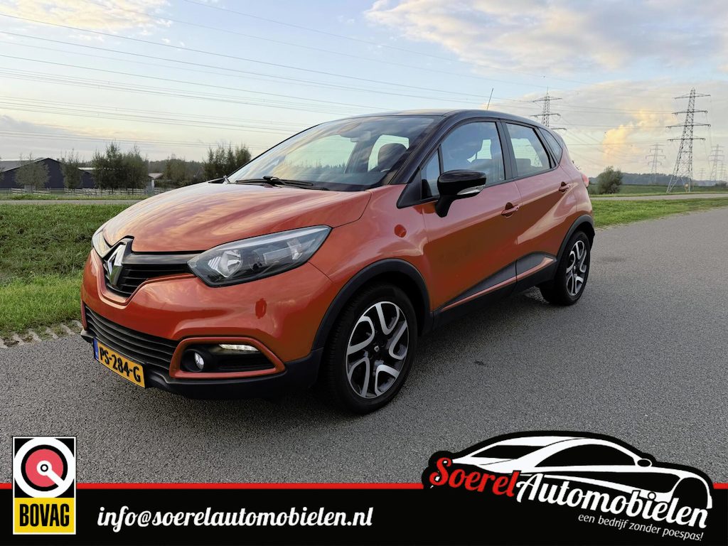Renault Captur 0.9 TCe Dynamique 17 inch camera trekhaah boekjes