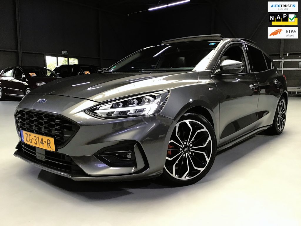 Ford Focus 1.5 EcoBoost ST Line Busines I Panodak I 2e Eigen I 150PK I Carplay I B&O I Camera I 18inch I HalfLeder I Navi I Keyles