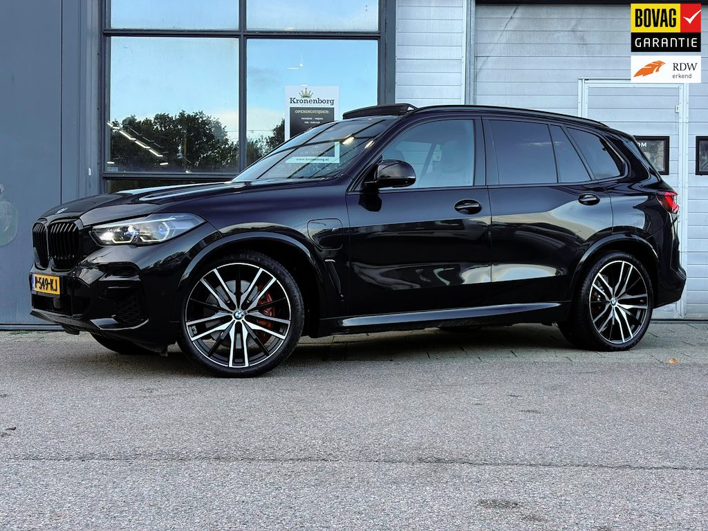 BMW X5 XDrive45e High Executive M-Sport| M-Sportstoelen| HuD| Crystal| Carbon| Vol Opties