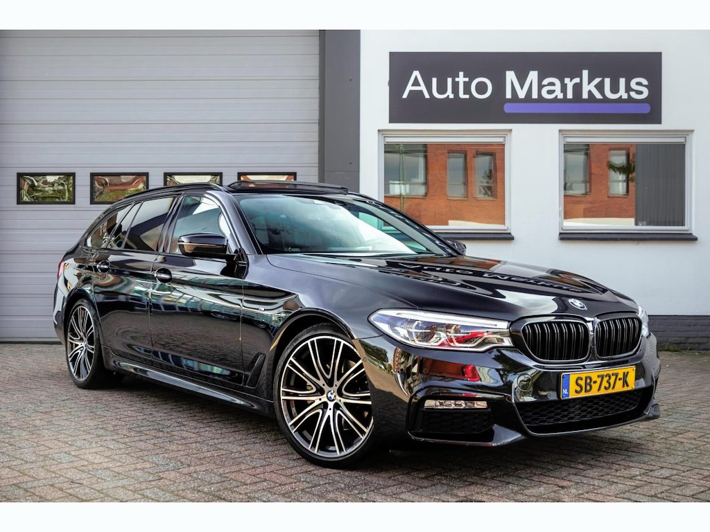 BMW 5-Serie Touring 520i M-Sport|Pano|Memory|Keyless|HiFi|Adaptive LED|Comfortstoel