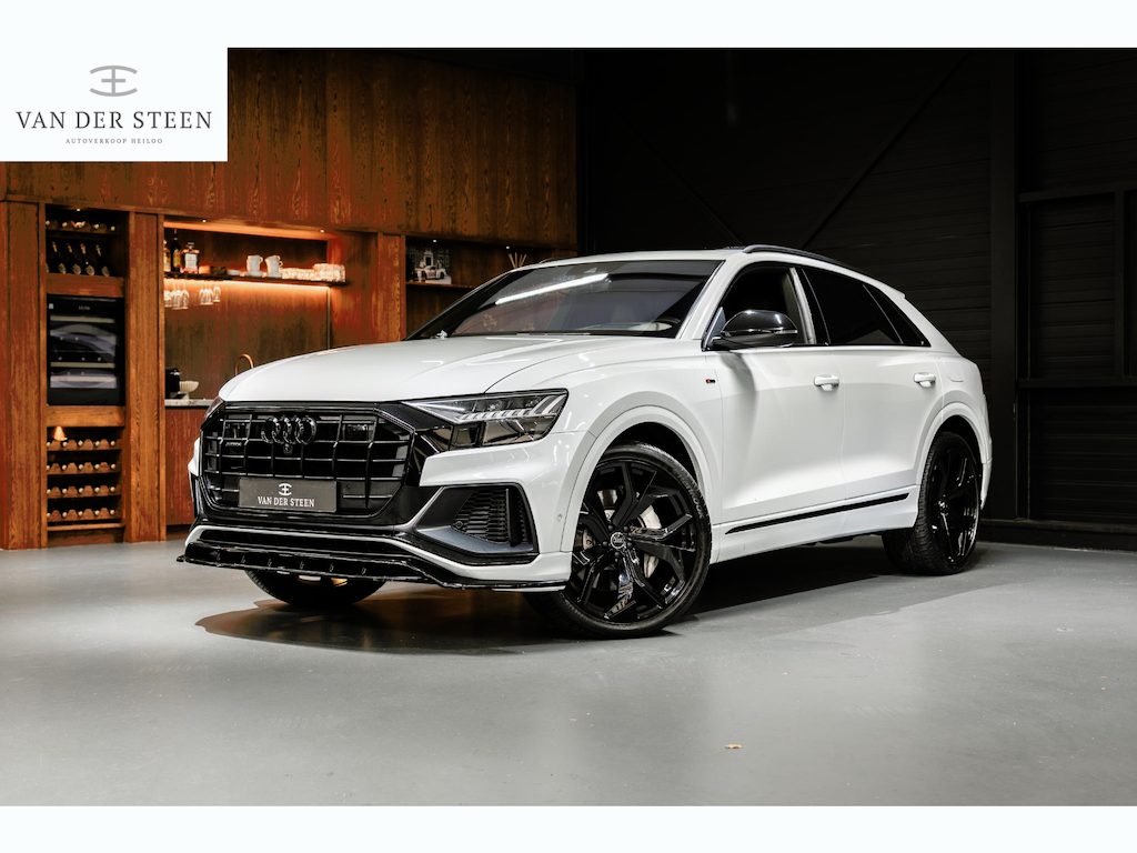 Audi Q8 55 TFSI e quattro Pro Line S RS Seats | Maxton | Pano | 23"