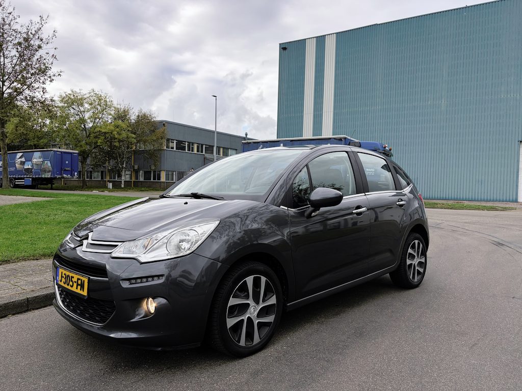 Citroën C3 1.0i PureTech Feel Edition 68 PK. Zuinige en fijn rijdende auto !!! Distributieriem vervangen bij 110.000 KM !! Alle keuringen toegestaan !
