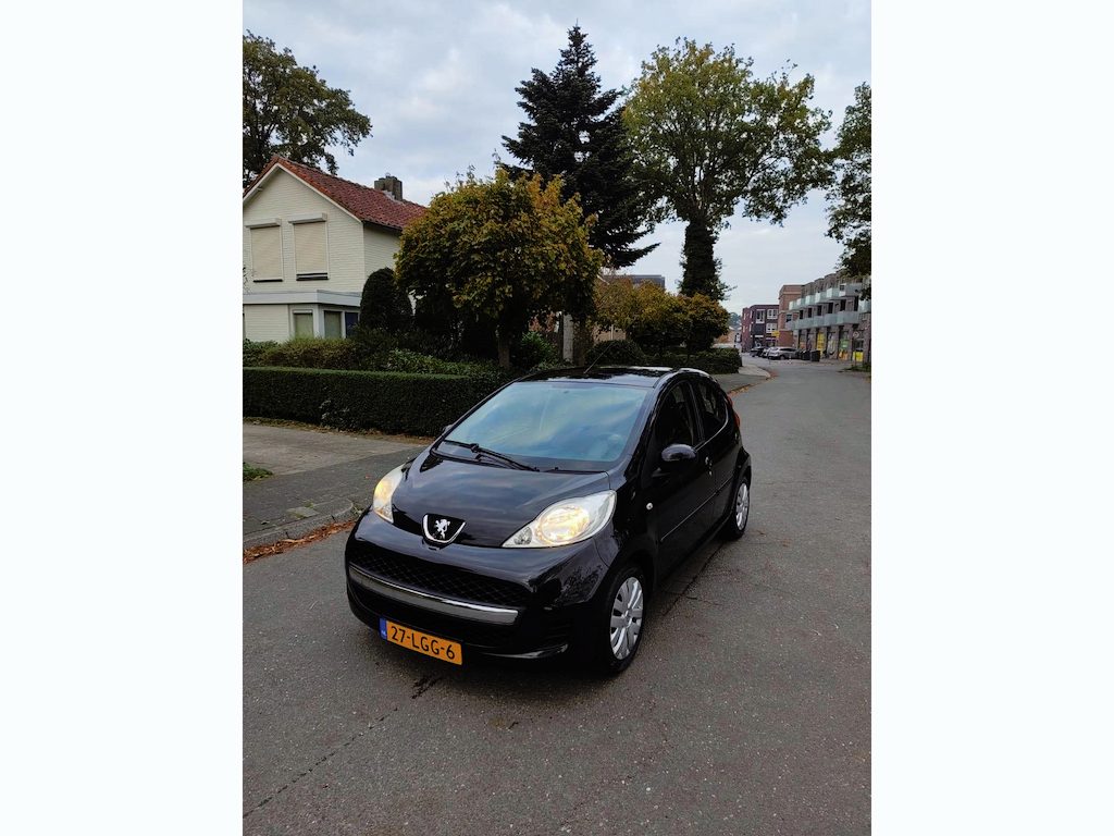 Peugeot 107 1.0-12V Sublime 5-drs Airco