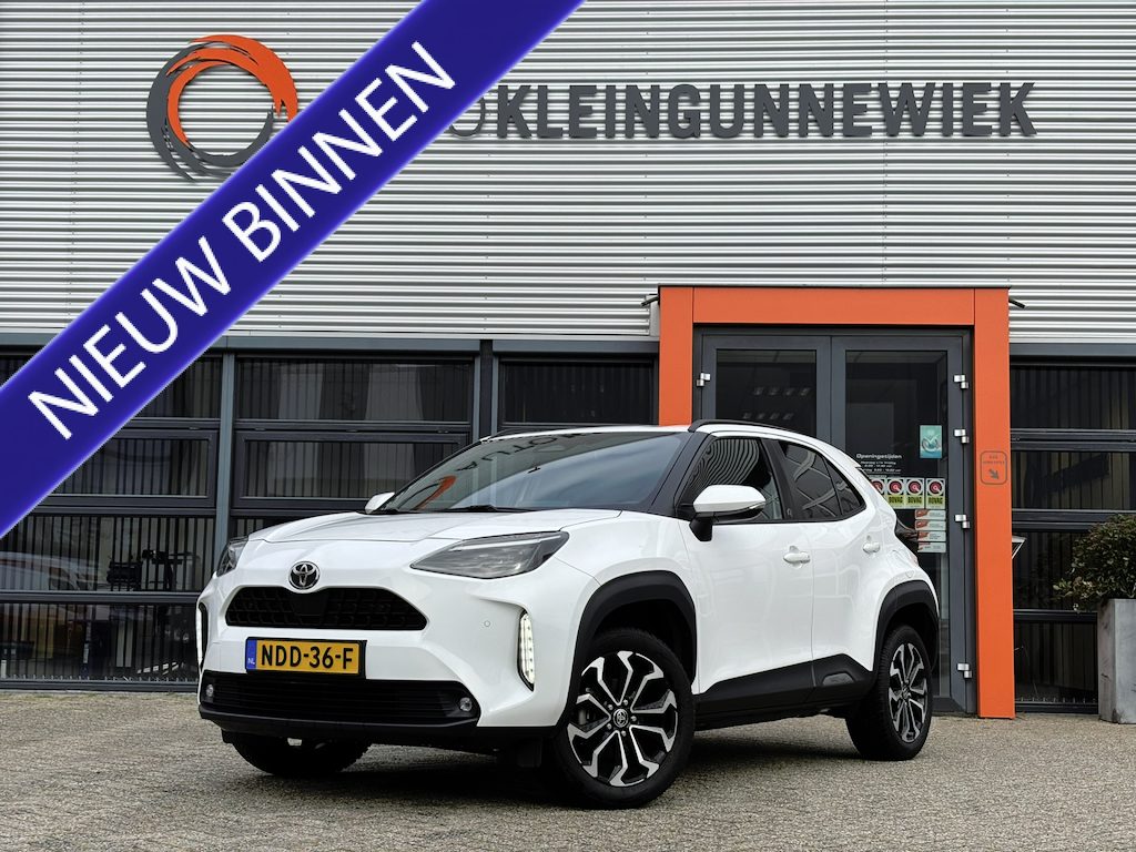 Toyota Yaris Cross 1.5 Hybrid 130 Dynamic / Nieuwe Model / Sensoren Voor + Achter / Camera / Navi / Keyless Entry + Go /