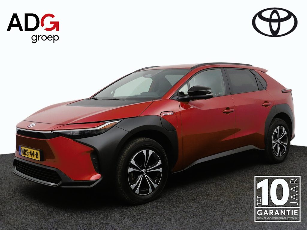 Toyota BZ4X Dynamic 71 kWh | SOH Accu 96.7% | Parkeersensoren | Electrische achterklep | 360 graden camera |