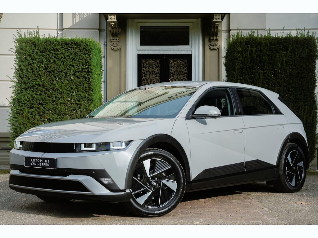 Hyundai Ioniq 5 Connect 63 kWh CAMERA | STOEL- EN STUURVERW | CARPLAY | ADAPTIVE | WARMTEPOMP | SOH 99.2%
