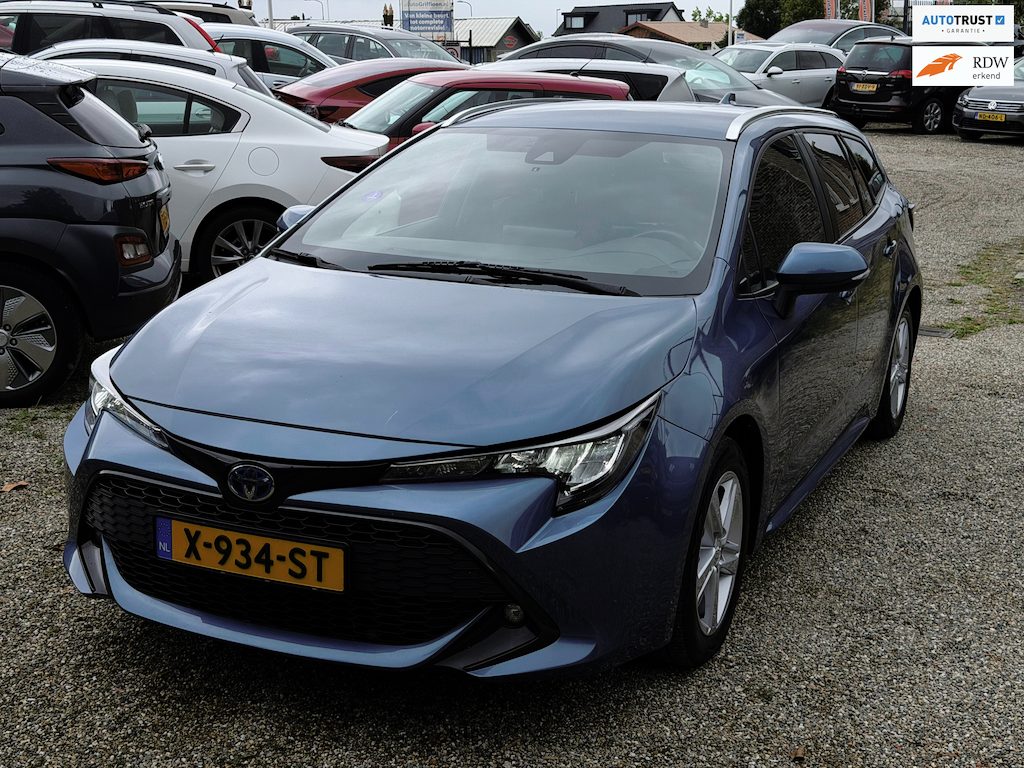 Toyota Corolla Touring Sports 1.8 Hybrid Active Keyless Camera BTW Auto Dealer Onderhouden Winterbanden Adaptief Cruise Carplay