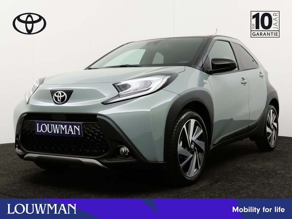 Toyota Aygo X 1.0 VVT-i MT Envy | Parkeersensoren V+A | Navigatie |