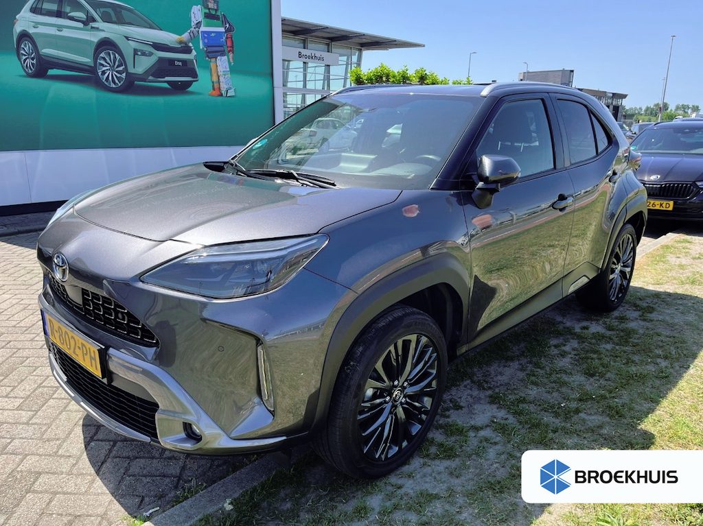Toyota Yaris Cross 1.5 Hybrid Adventure l Nieuwstaat! l Dealeronderhouden l Stoel en Stuurverwarming l Dodehoek detectie l Head Up Display l