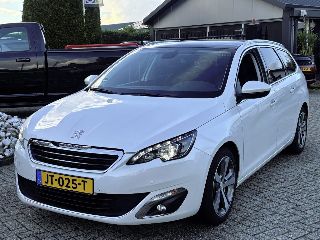Peugeot 308 SW 1.2 Benzine Première Automaat Xenon 2015