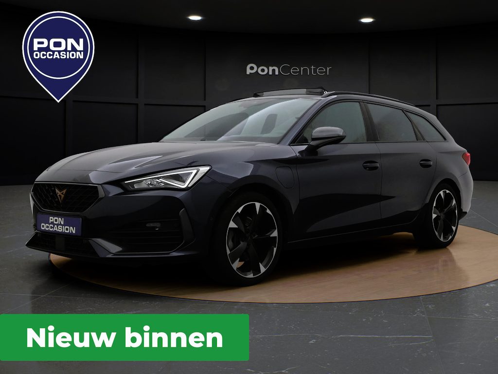 CUPRA Leon Sportstourer 1.4 e-Hybrid Business | Pano dak | Elek Achterklep | Camera | Stuur-/Stoelverwarming |
