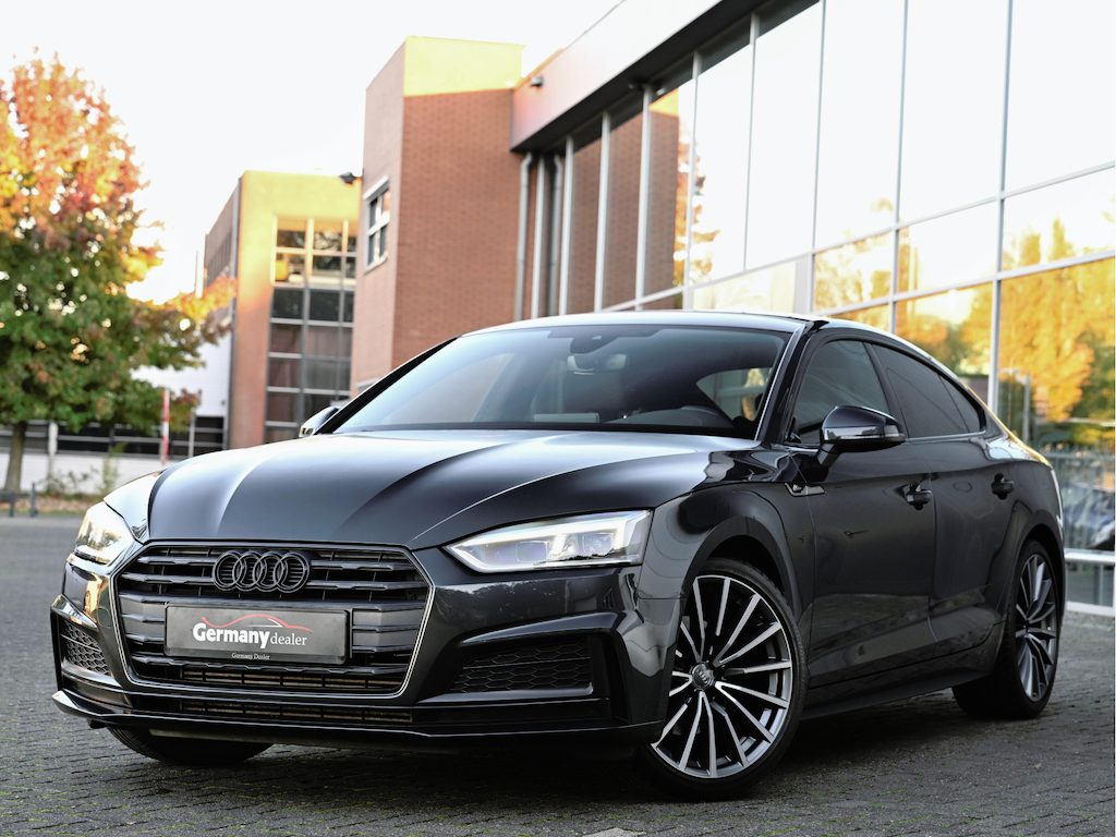 Audi A5 Sportback 40Tfsi S-Line 190pk Black optic Virtual RS-stuur Sfeerverlichting Massage Elektr.Klep