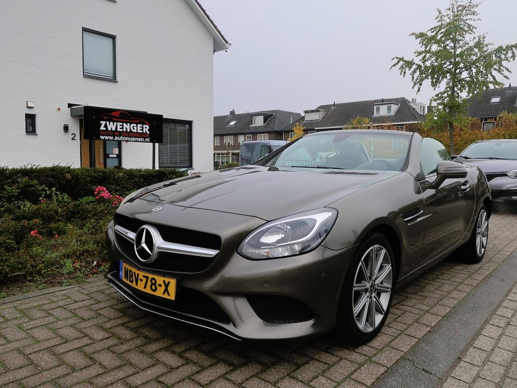 Mercedes-Benz SLC 180 AUT F-1 PANORAMADAK|CAMERA|AIRSCARF|PDC|NAVIGATIE|STOELVERWARMING|BLUETOOTH