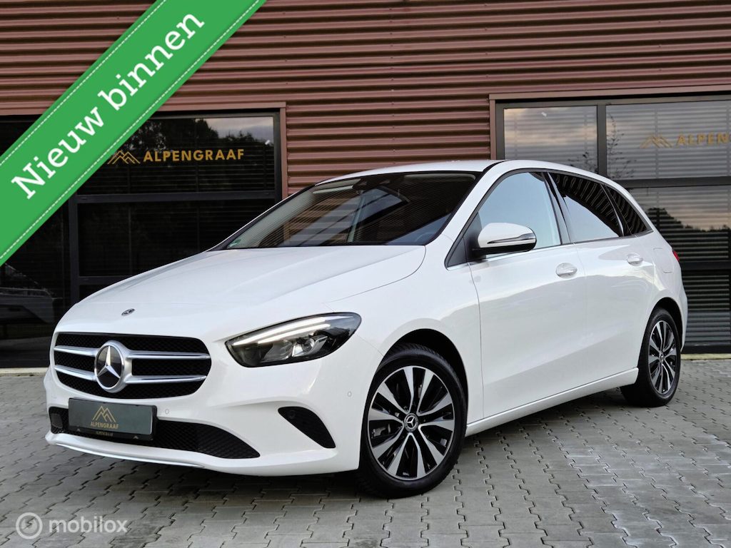 Mercedes-Benz B-klasse 250 e LED|Carplay|Camera|Ambient|Virtual|Navigatie|Dealeronderhouden 1e eigenaar