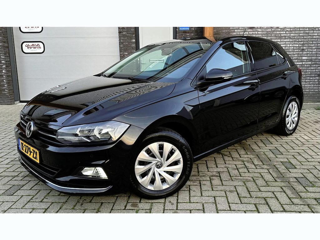 Volkswagen Polo 1.6 TDI Highline DSG/STOELVW/LED/SFEERVL/PDC