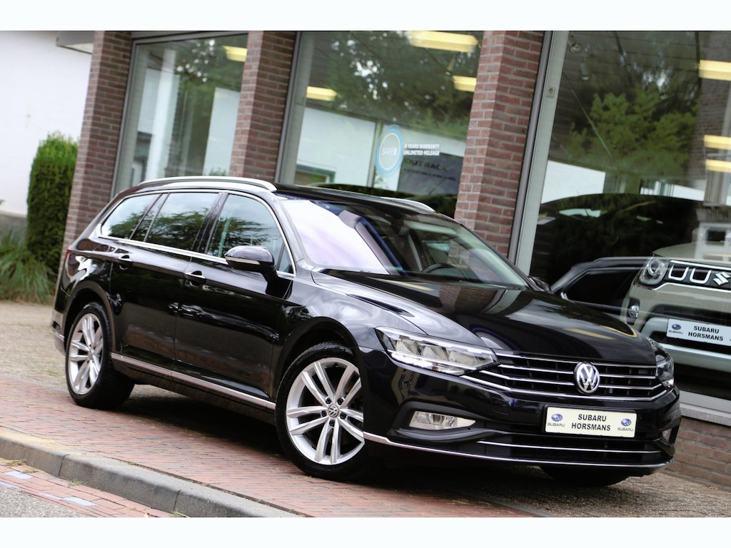 Volkswagen Passat Variant 1.5 TSI Elegance DSG Navi Camera LED ACC